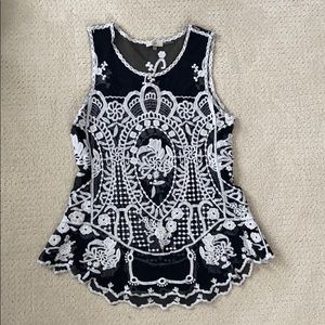 Capri mesh embroidered tank top blouse